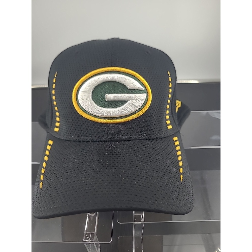 Green Bay‎ Packers NEW ERA 39THIRTY Small Medium Cap Hat Black Mesh Fitted Gold - Picture 2 of 8